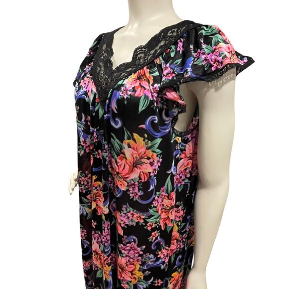 VTG Vanity Fair Floral Nylon Nightgown M Black Pink Lace Trim Made in USA - Picture 6 of 15